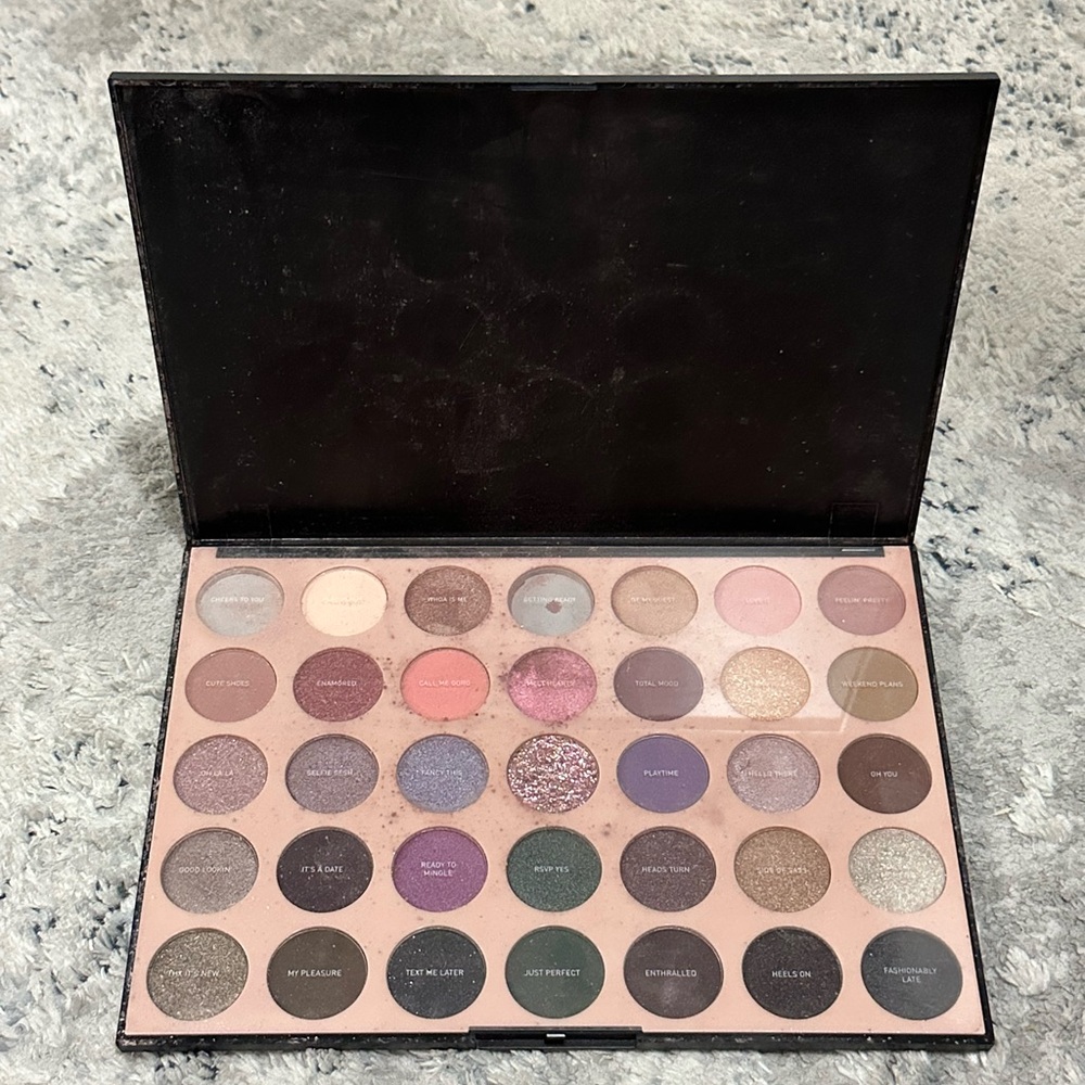 Morphe Eyeshadow Palette - Multi Shade, only 2 shades used
